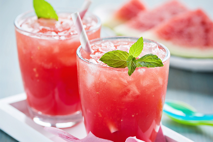 �Ă̗₦�Ŕ��̓_���[�W�𕉂�